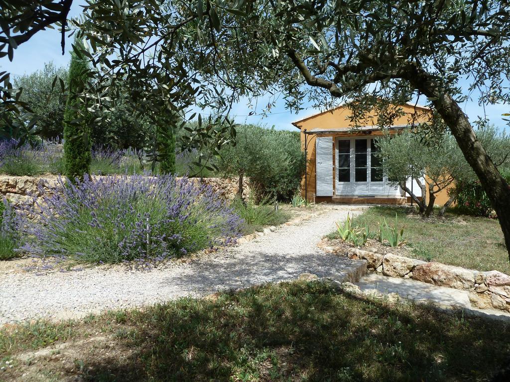 Mas De L'Olivette Bed & Breakfast Cotignac Oda fotoğraf