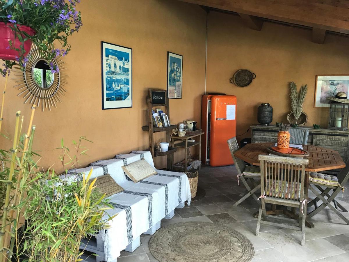 Mas De L'Olivette Bed & Breakfast Cotignac Dış mekan fotoğraf